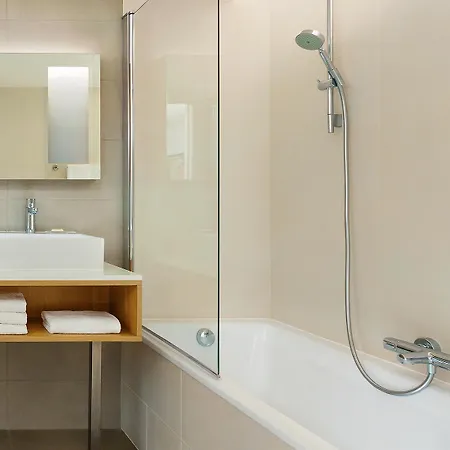 Hotel Courtyard By Marriott