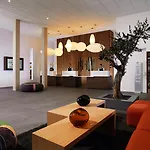Otel Courtyard By Marriott 4*