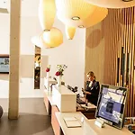 Courtyard By Marriott Montpellier