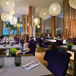 Otel Courtyard By Marriott 4*
