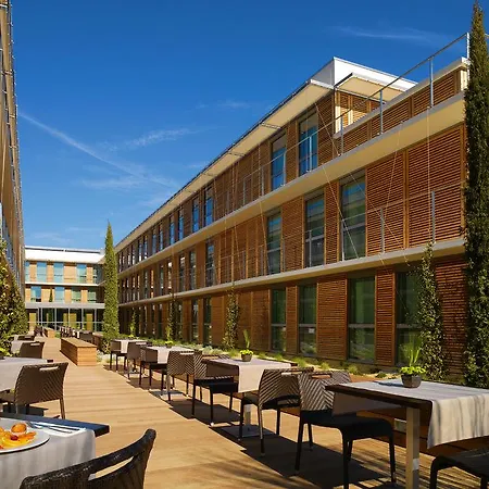 Courtyard By Marriott 4*