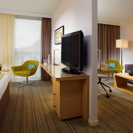 Courtyard By Marriott Hotel 4*