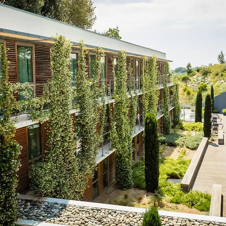 Courtyard By Marriott 4*