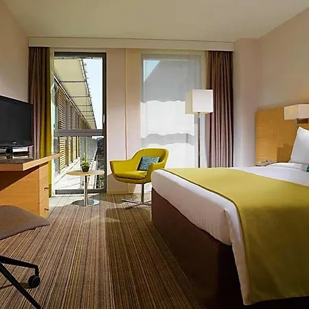 Courtyard By Marriott Hotel 4*