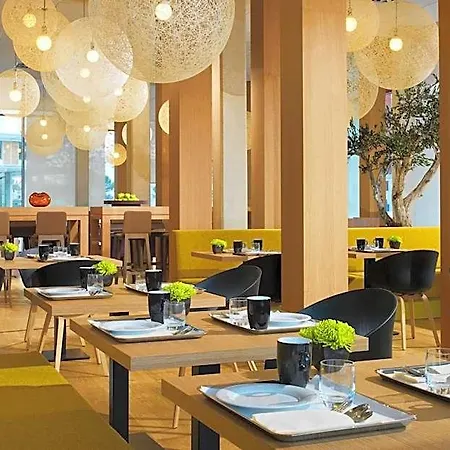 Courtyard By Marriott Hotel Montpellier