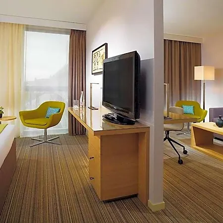 Hotel Courtyard By Marriott Montpellier