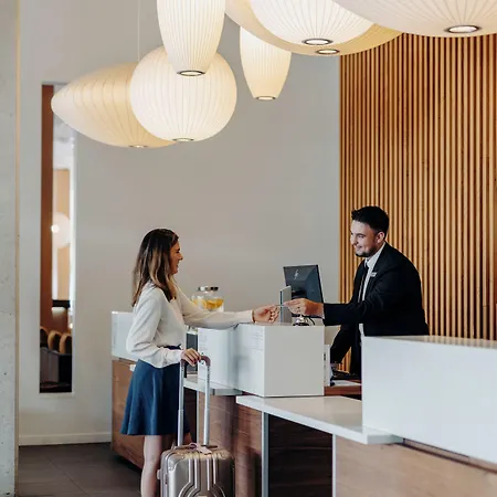 Courtyard By Marriott Hotel Montpellier