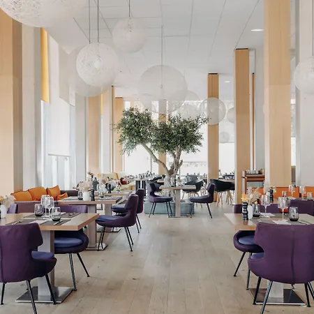 Hotel Courtyard By Marriott