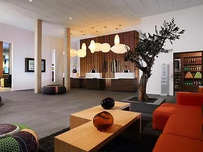 Hotel Courtyard