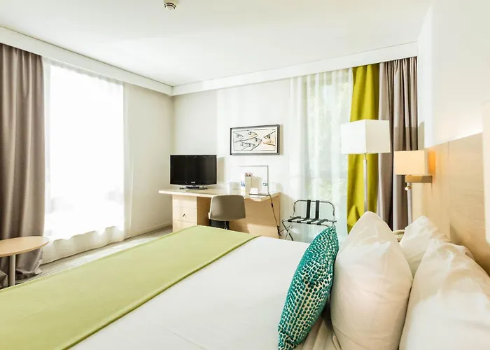 Courtyard By Marriott Szálloda 4*