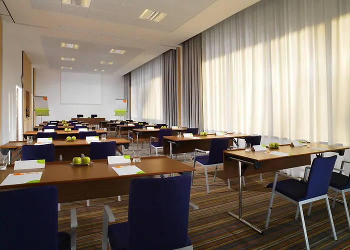 Courtyard By Marriott